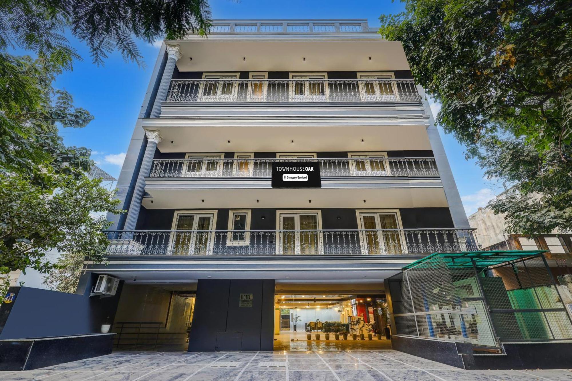 Hotel Super Townhouse Oak Udyog Vihar Gurgaon Zewnętrze zdjęcie