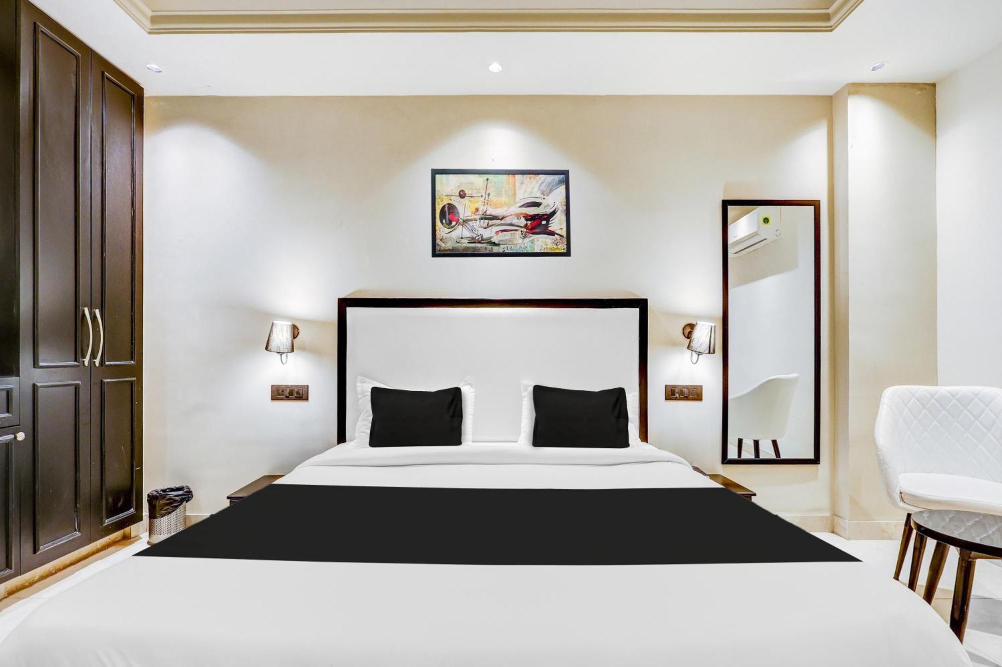 Hotel Super Townhouse Oak Udyog Vihar Gurgaon Zewnętrze zdjęcie