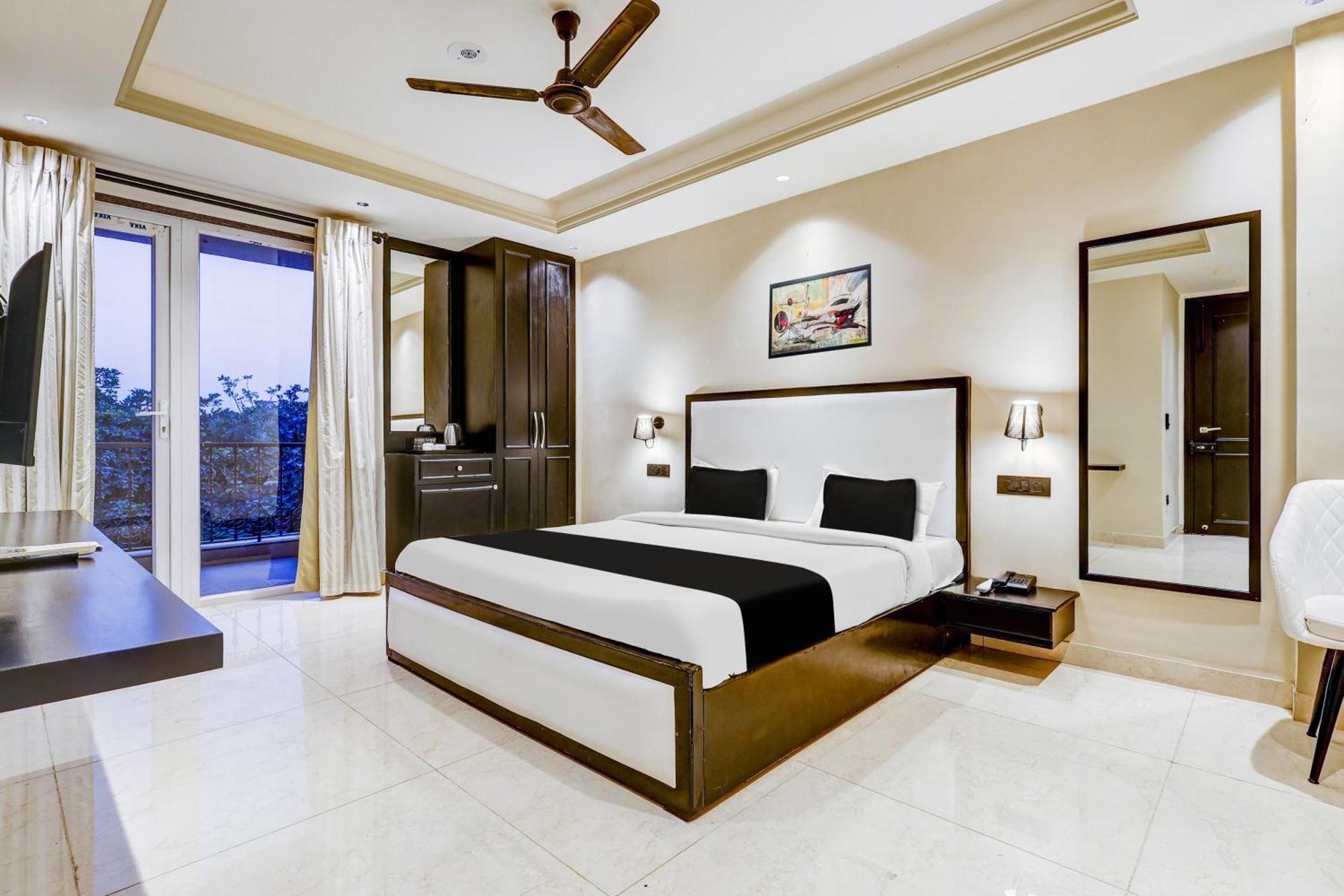 Hotel Super Townhouse Oak Udyog Vihar Gurgaon Zewnętrze zdjęcie